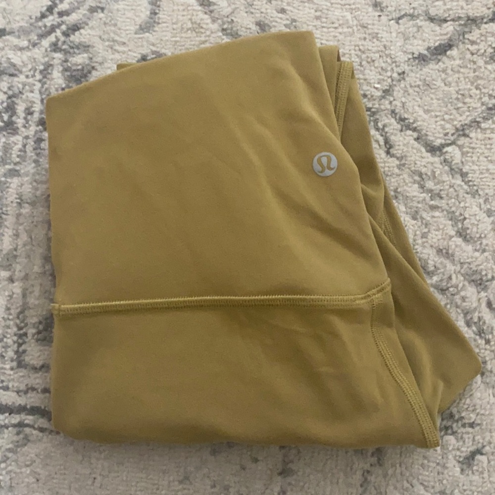 Align Lululemon 25’ leggings